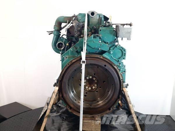 Volvo TD720GE エンジン