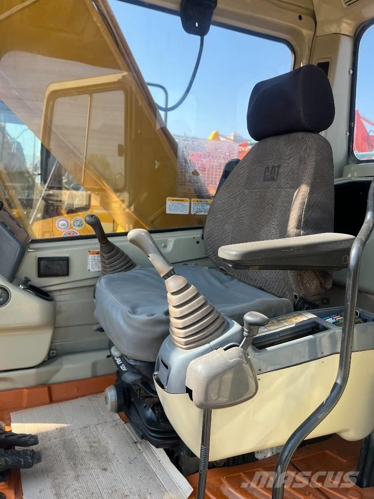 CAT 320 B 大型油圧ショベル12t以上（パワーショベル・ユンボ）
