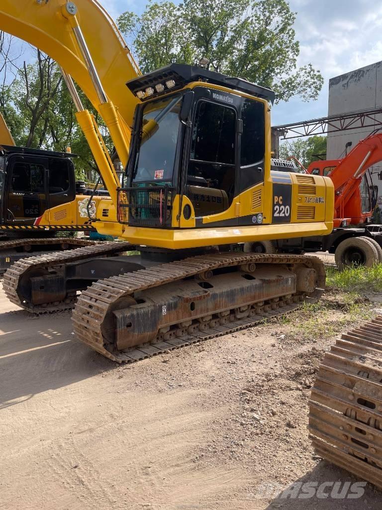 Komatsu PC 220-8 大型油圧ショベル12t以上（パワーショベル・ユンボ）