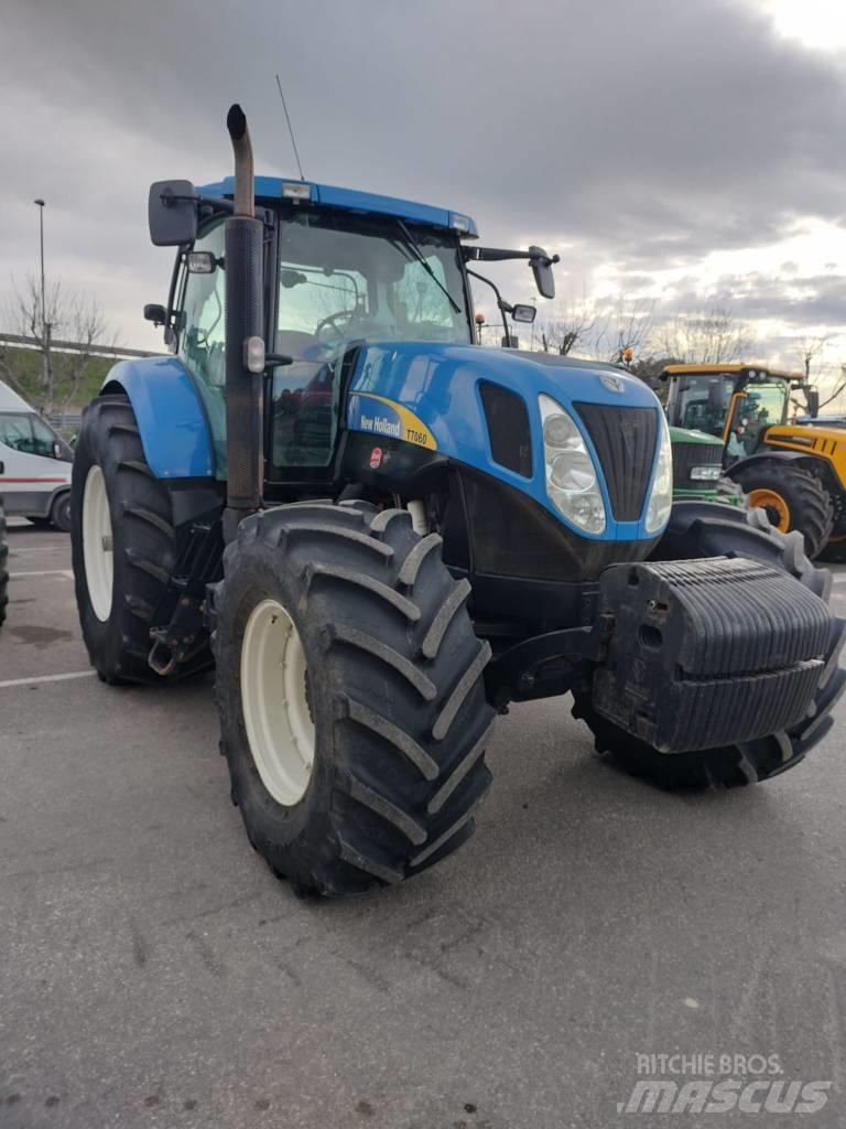 New Holland T 7060 トラクター