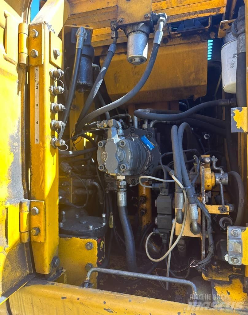 JCB JS 145 W ホイール式油圧ショベル（パワーショベル・ユンボ・バックホー）