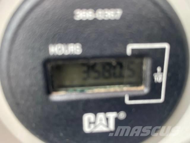CAT 318FL 大型油圧ショベル12t以上（パワーショベル・ユンボ）