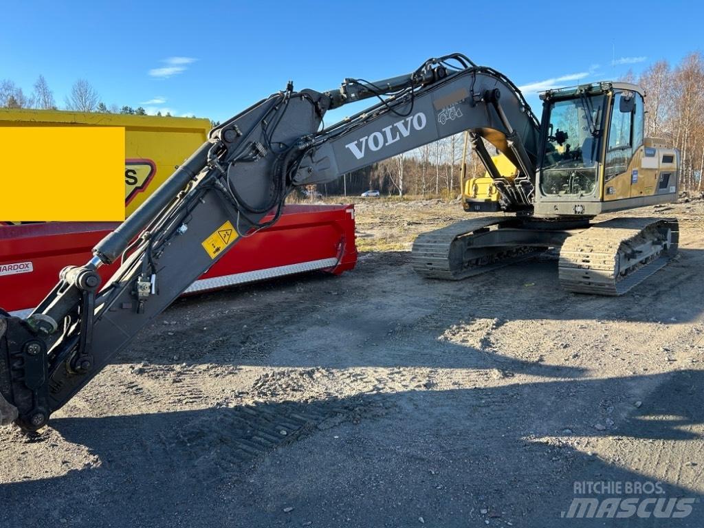 Volvo EC 220 DL 大型油圧ショベル12t以上（パワーショベル・ユンボ）