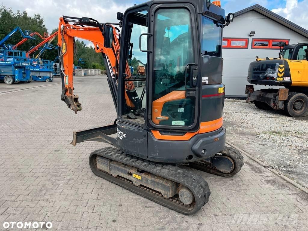 Doosan DX 27 Z ミニ油圧ショベル 7t以下（ミニユンボ・ミニディガー）