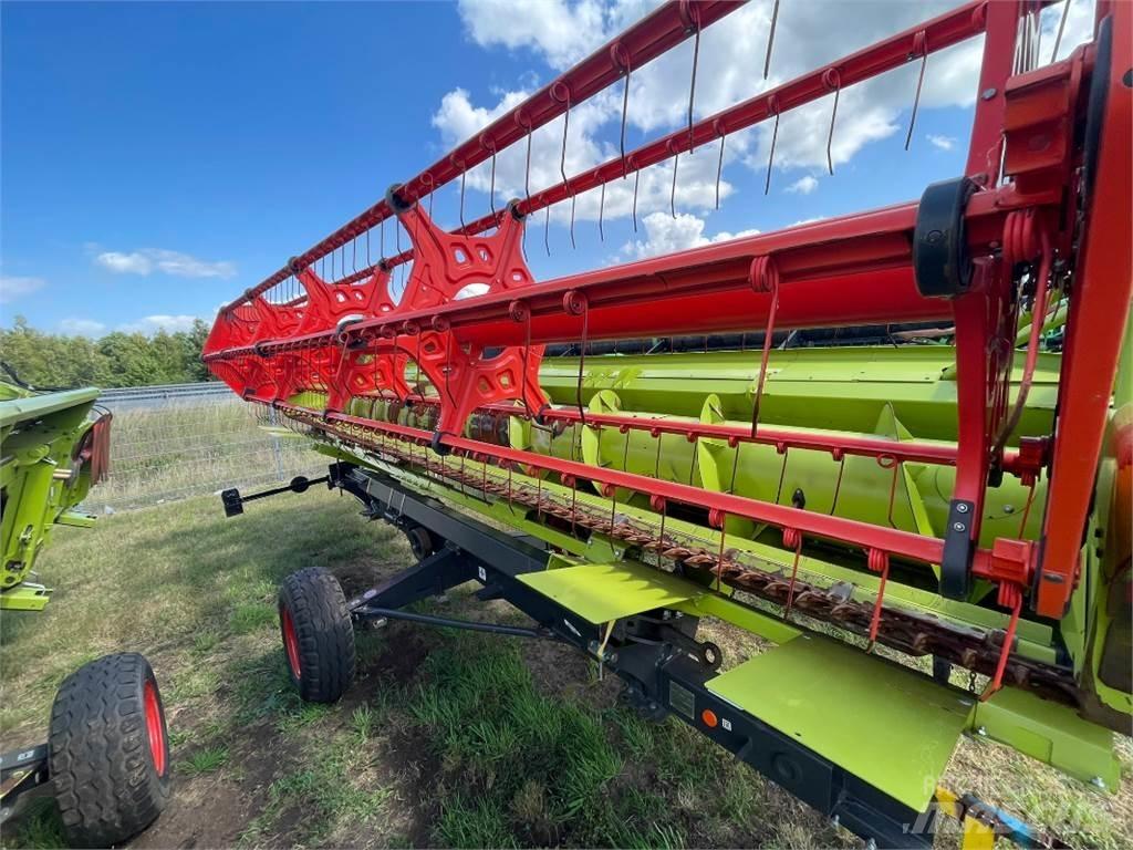 CLAAS V620 ハーベスタヘッド