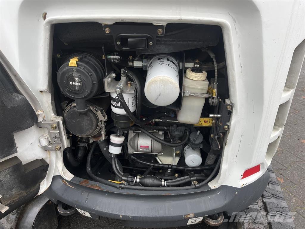 Bobcat E17z ミニ油圧ショベル 7t以下（ミニユンボ・ミニディガー）