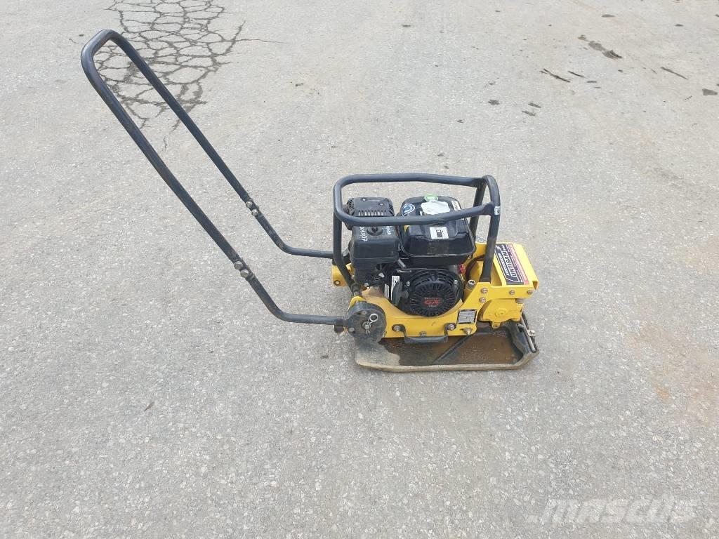 Bomag BVP 18/45 プレートコンパクター
