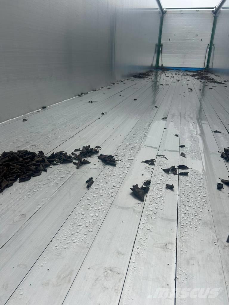 Knapen K 100 ウッドチップ運搬用トレーラー