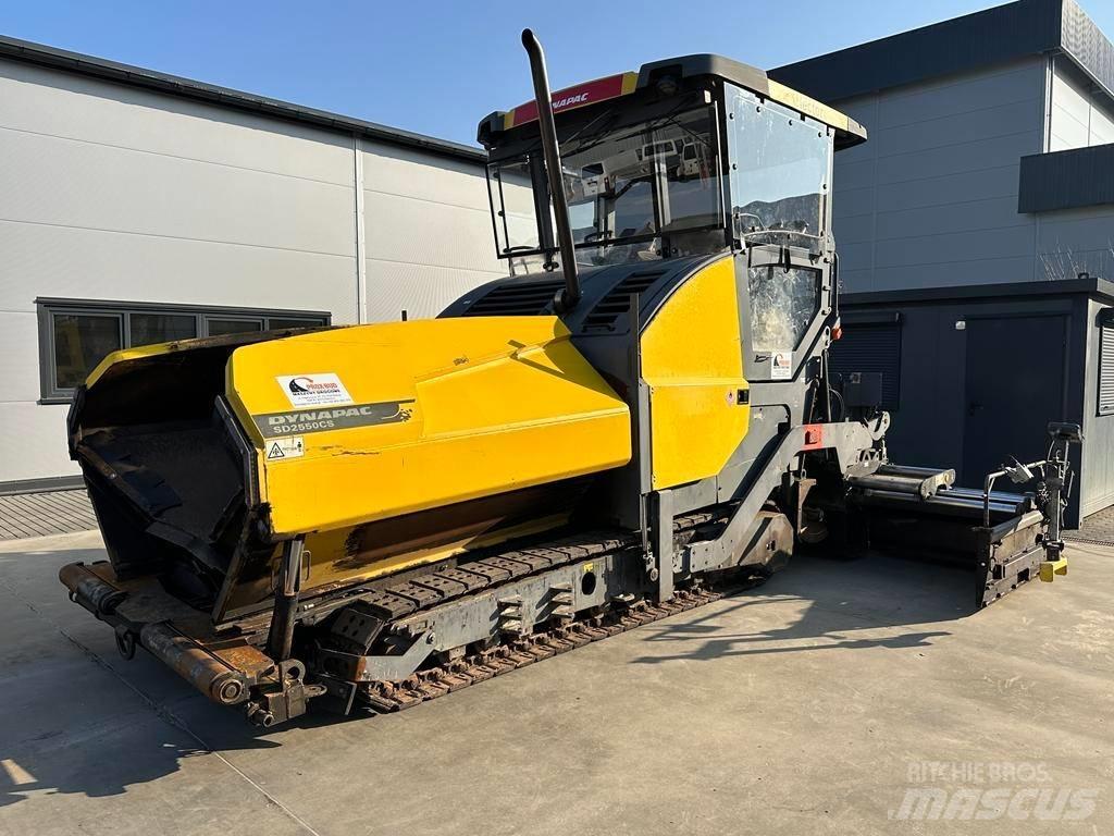 Dynapac SD 2550 CS アスファルトフィニッシャ