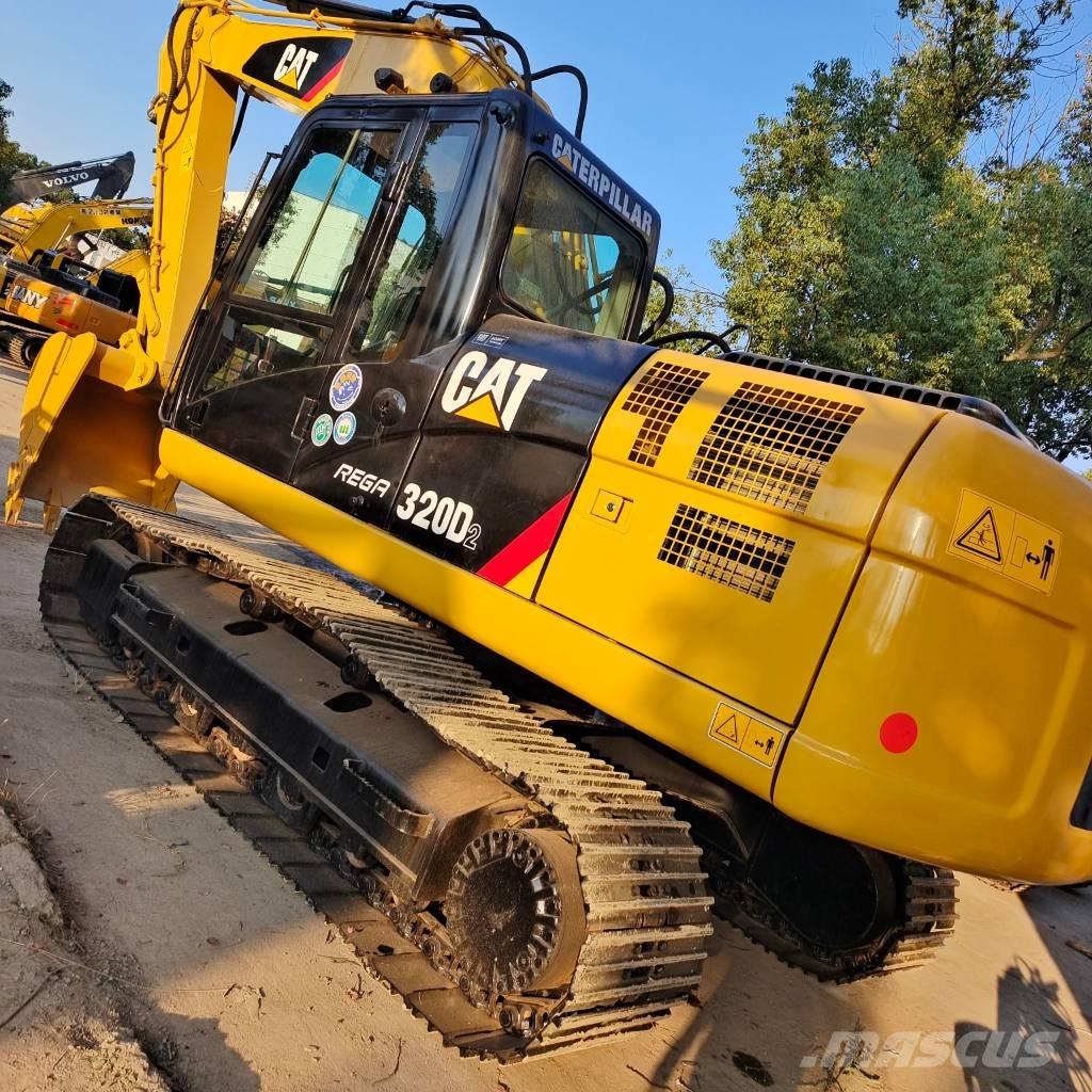 CAT 320 D2 大型油圧ショベル12t以上（パワーショベル・ユンボ）