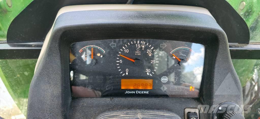 John Deere 5070 M トラクター