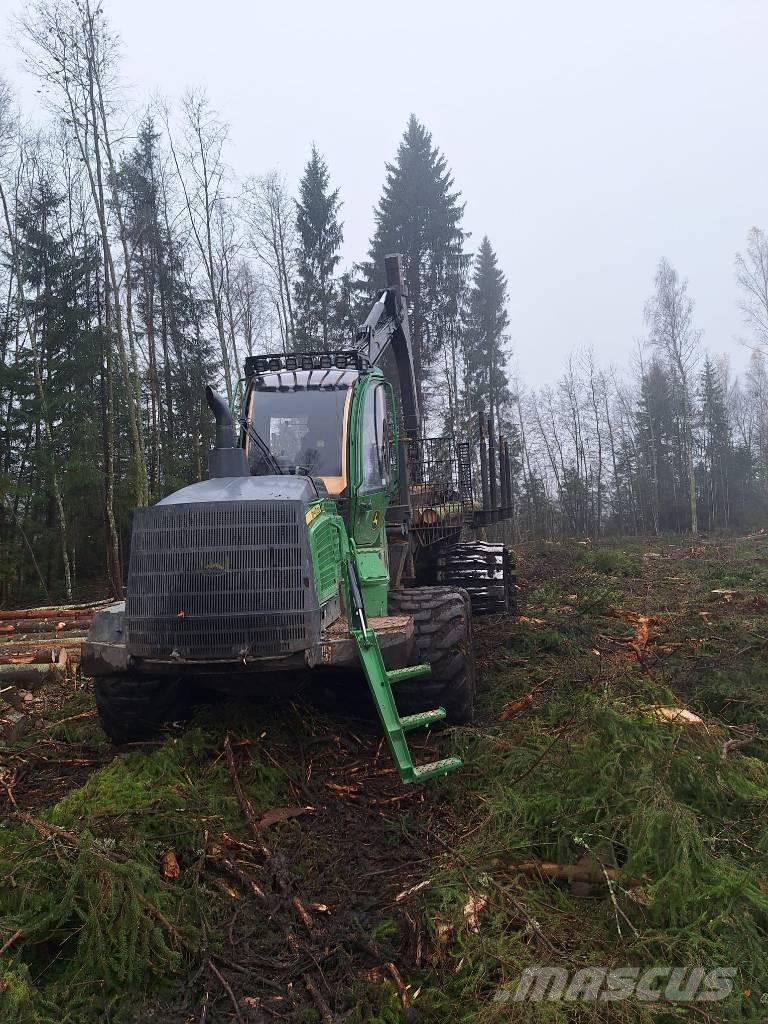 John Deere 1510G フォワーダー