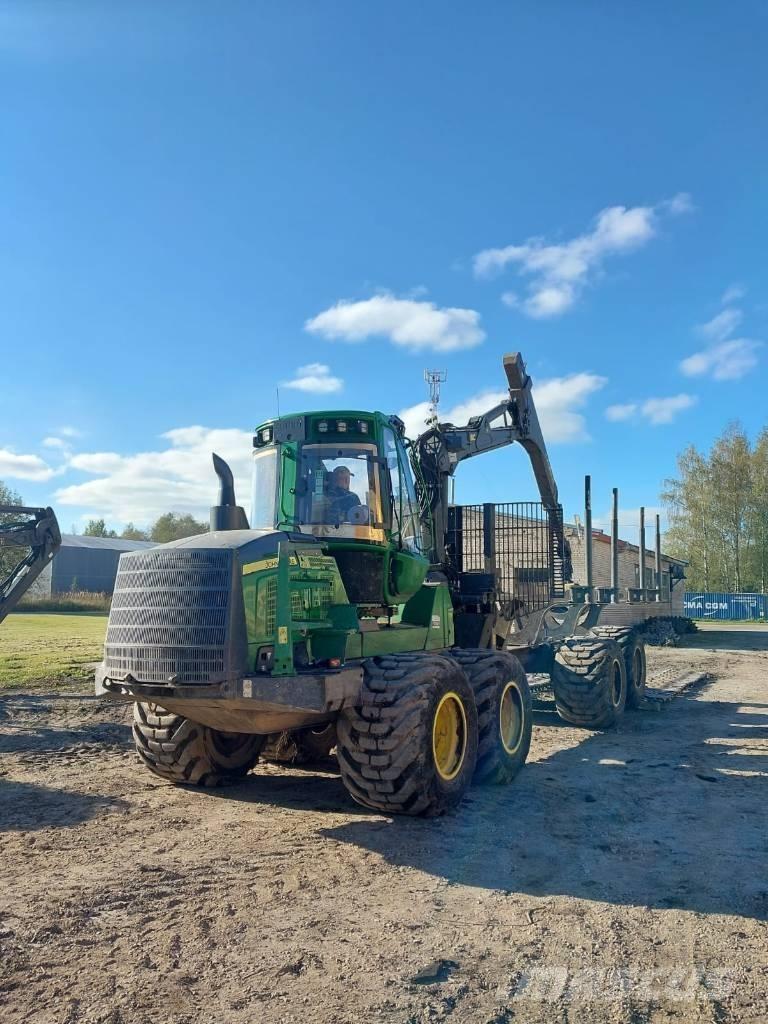 John Deere 1510G フォワーダー