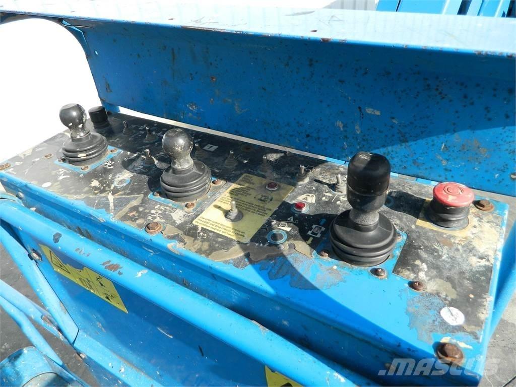 Genie Z45 25J ブームリフト　屈伸型