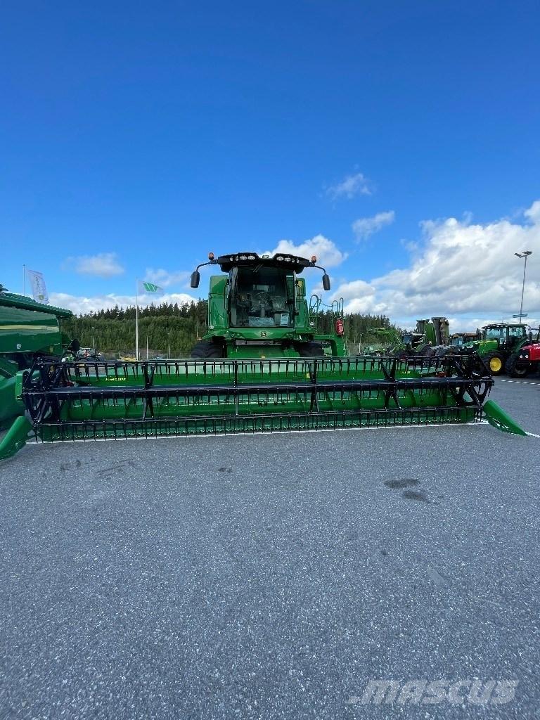 John Deere T 550 コンバイン