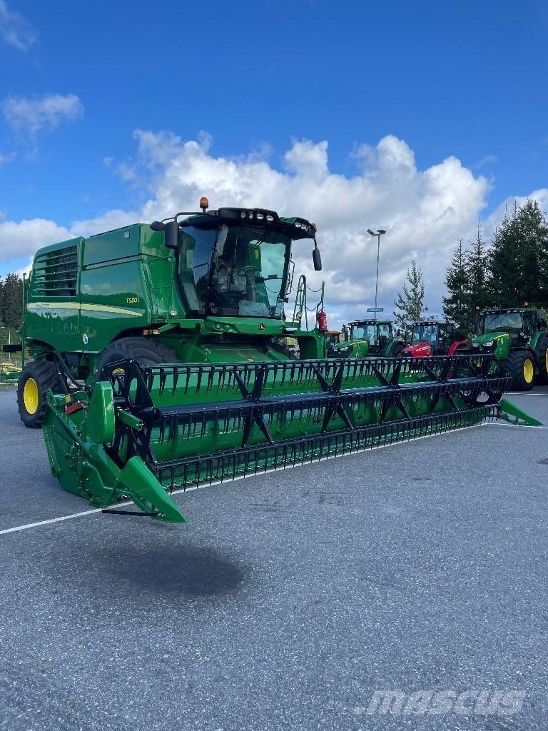 John Deere T 550 コンバイン