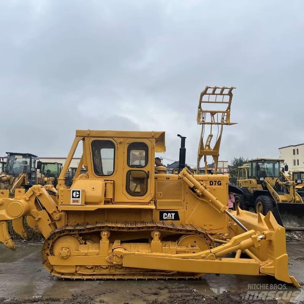 CAT D 7 G モーターグレーダー