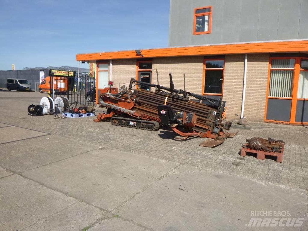 Ditch Witch JT 3510 水平掘削リグ