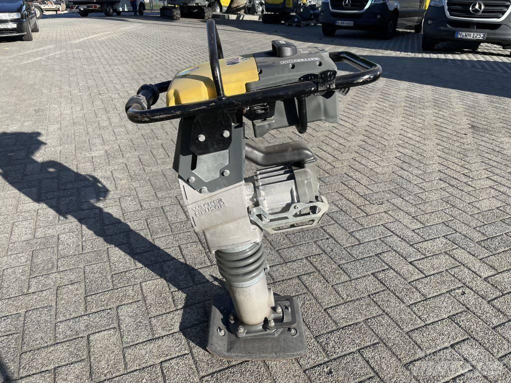 Wacker Neuson AS60e タンパ/転圧バイブレータ