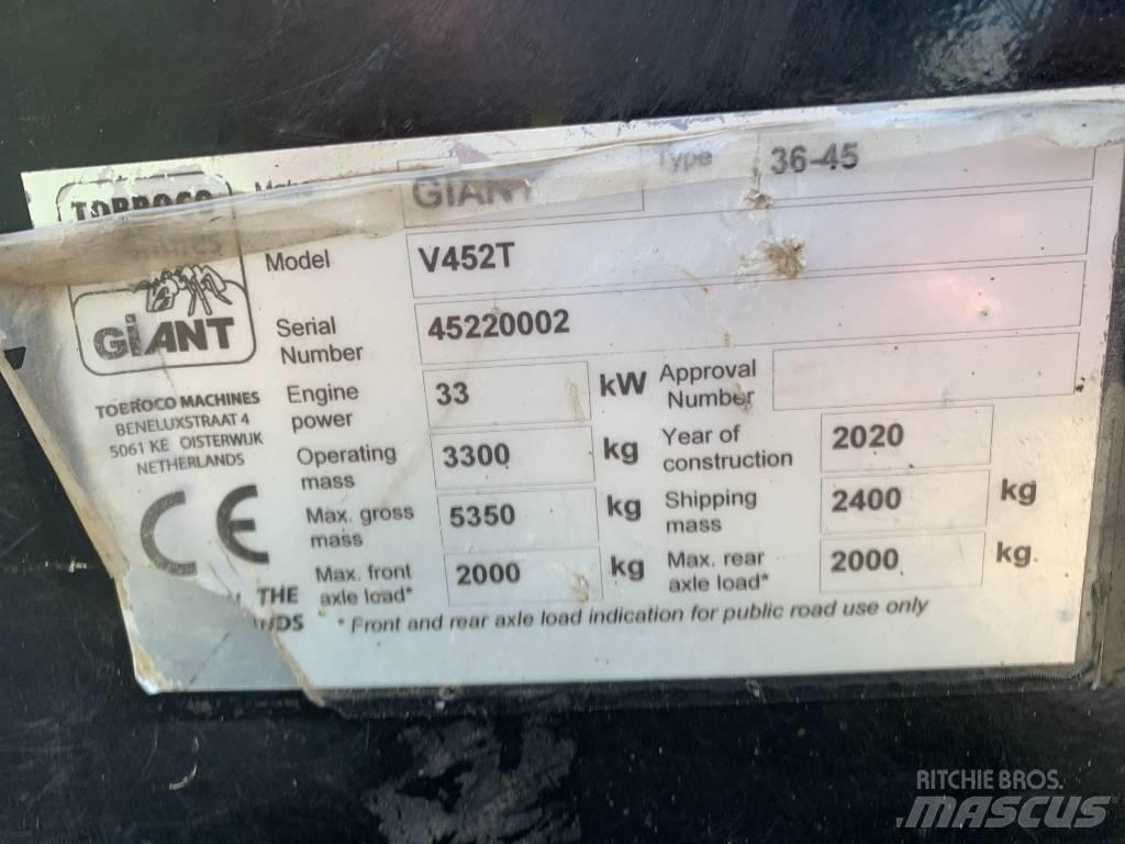 GiANT V 452 T 多目的ローダー