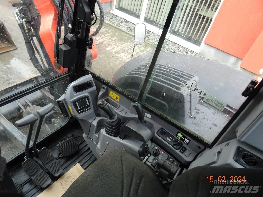 Kubota KX 080-4 中型油圧ショベル 7ｔ-12ｔ（ユンボ・パワーショベル・バックホー）