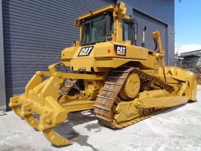 CAT D 6 T XL ブルドーザー