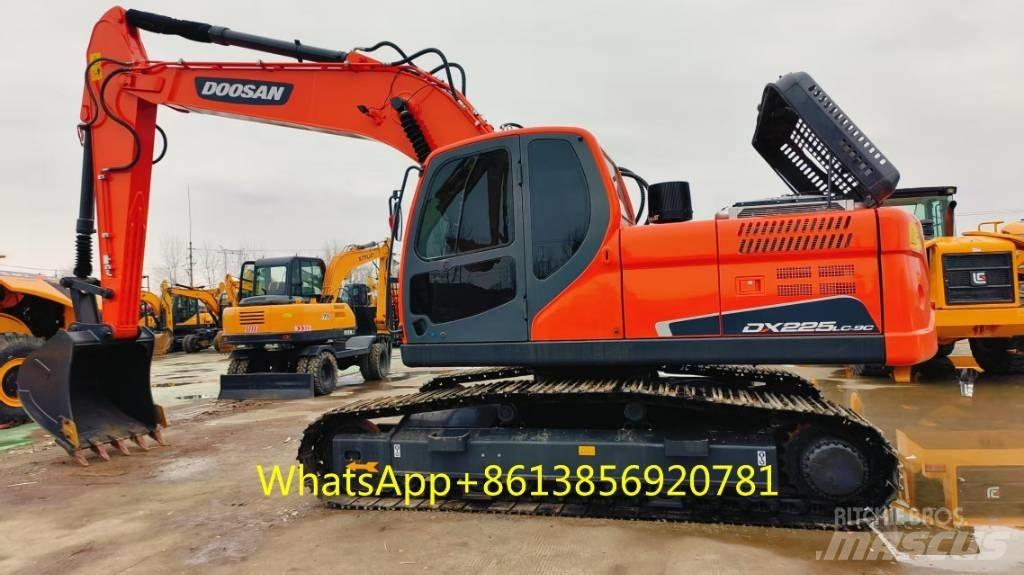 Doosan DX 225 大型油圧ショベル12t以上（パワーショベル・ユンボ）