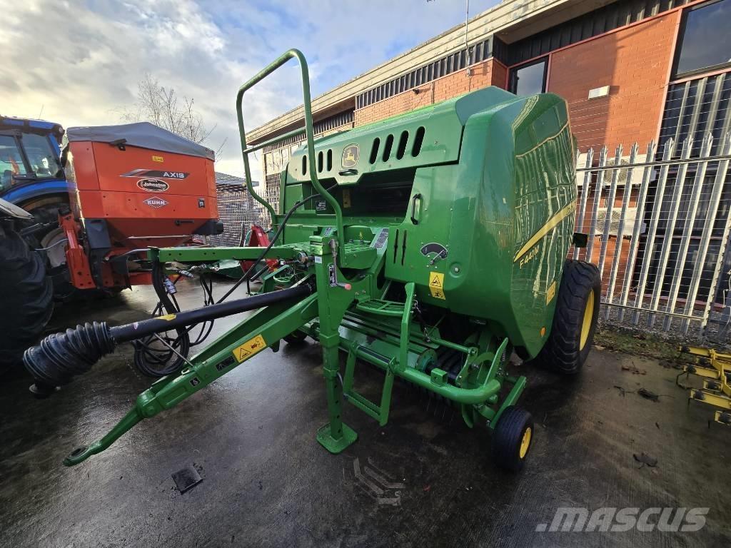 John Deere F441 M ラウンドベーラー