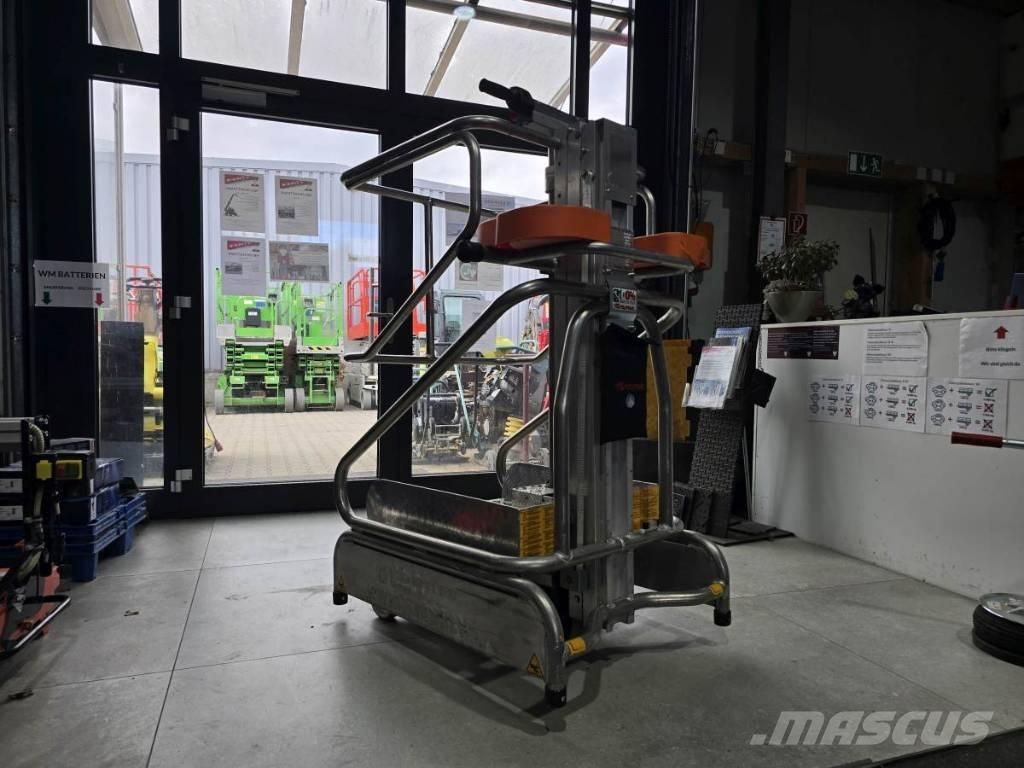 Faraone Elevah 40 小型自走式ブームリフト