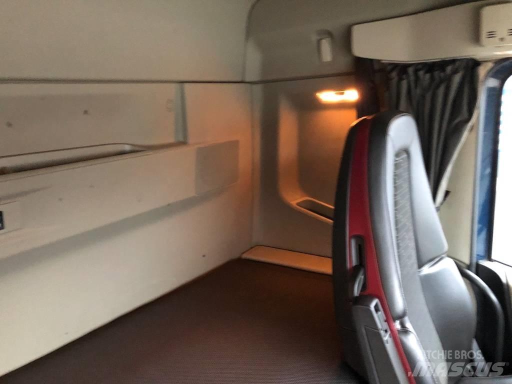 Volvo FH 13 540 中古トラクターヘッド | トレーラーヘッド