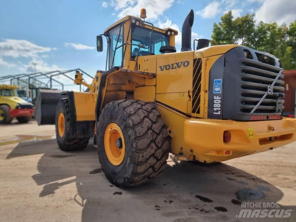 Volvo L 180 F ホイールローダー・タイヤショベル