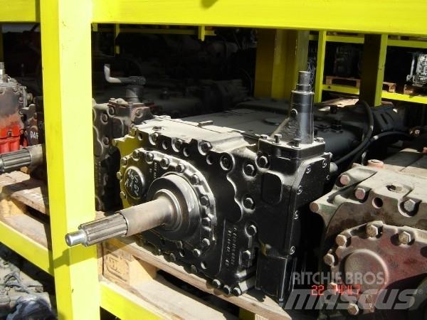 ZF 16 S 112 ギアボックス