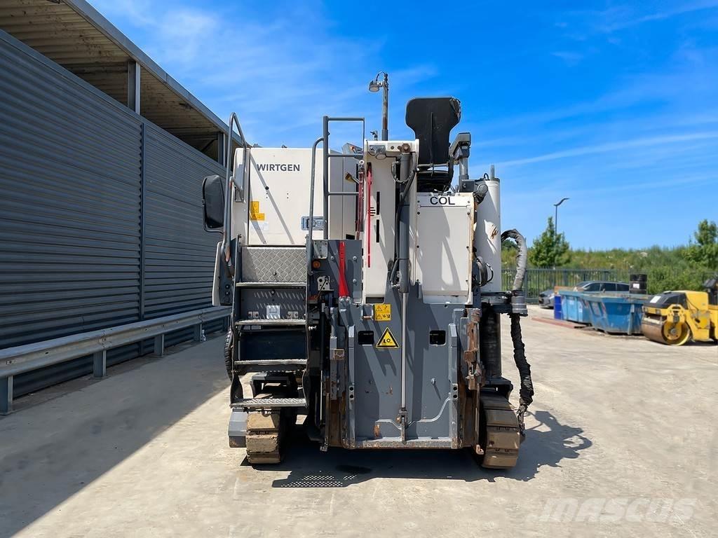 Wirtgen W 100 CFI アスファルトコールドミリングマシーン