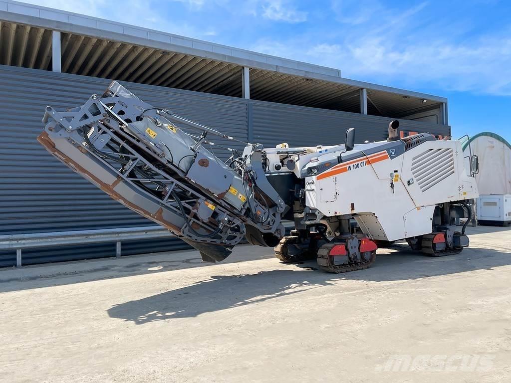 Wirtgen W 100 CFI アスファルトコールドミリングマシーン
