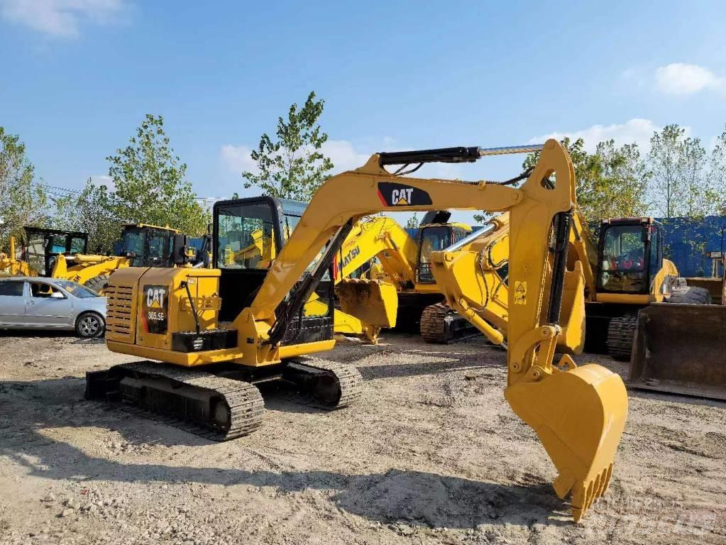 CAT 305.5 E ミニ油圧ショベル 7t以下（ミニユンボ・ミニディガー）