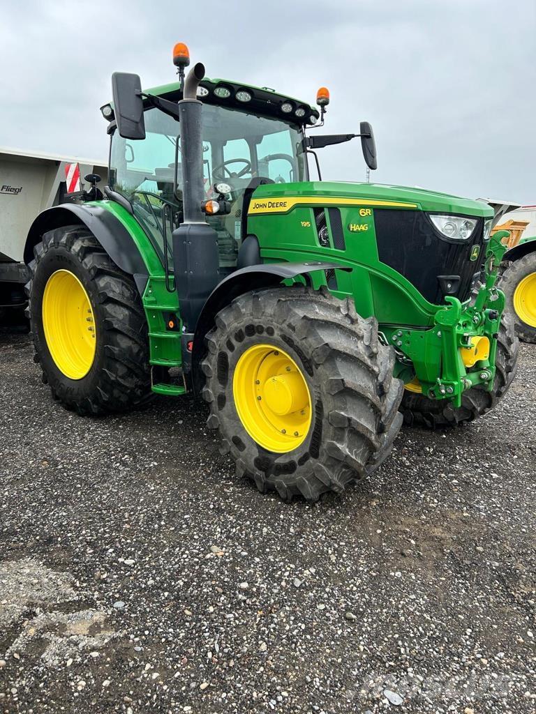 John Deere 6R 195 トラクター
