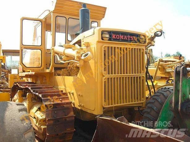Komatsu d155a-1 ブルドーザー