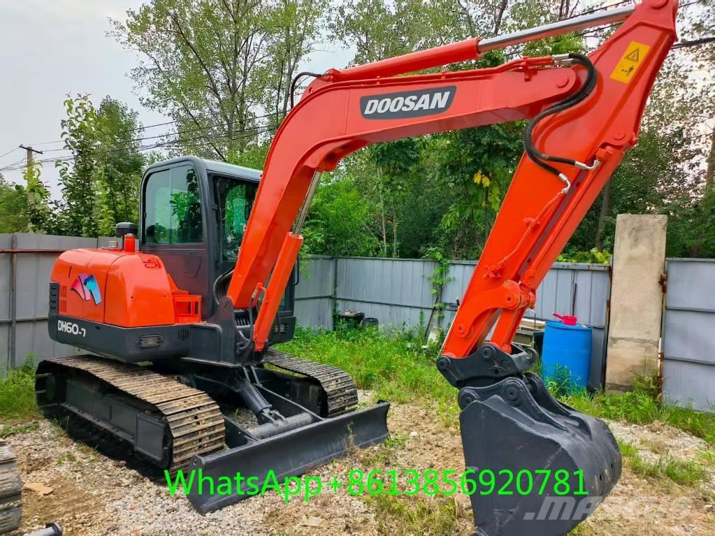 Doosan DH 60 ミニ油圧ショベル 7t以下（ミニユンボ・ミニディガー）