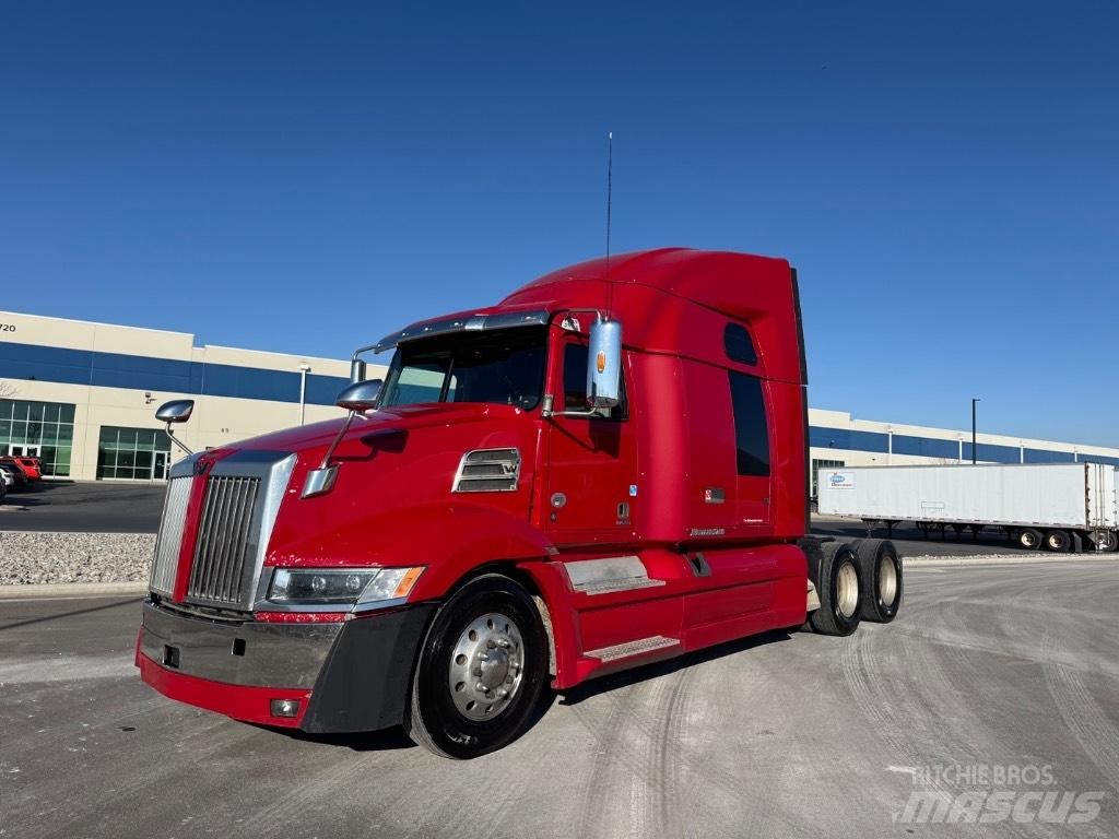 Western Star 5700 XE 中古トラクターヘッド | トレーラーヘッド