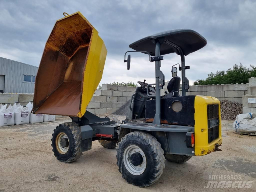 Wacker Neuson DW 50 サイト　ダンプ