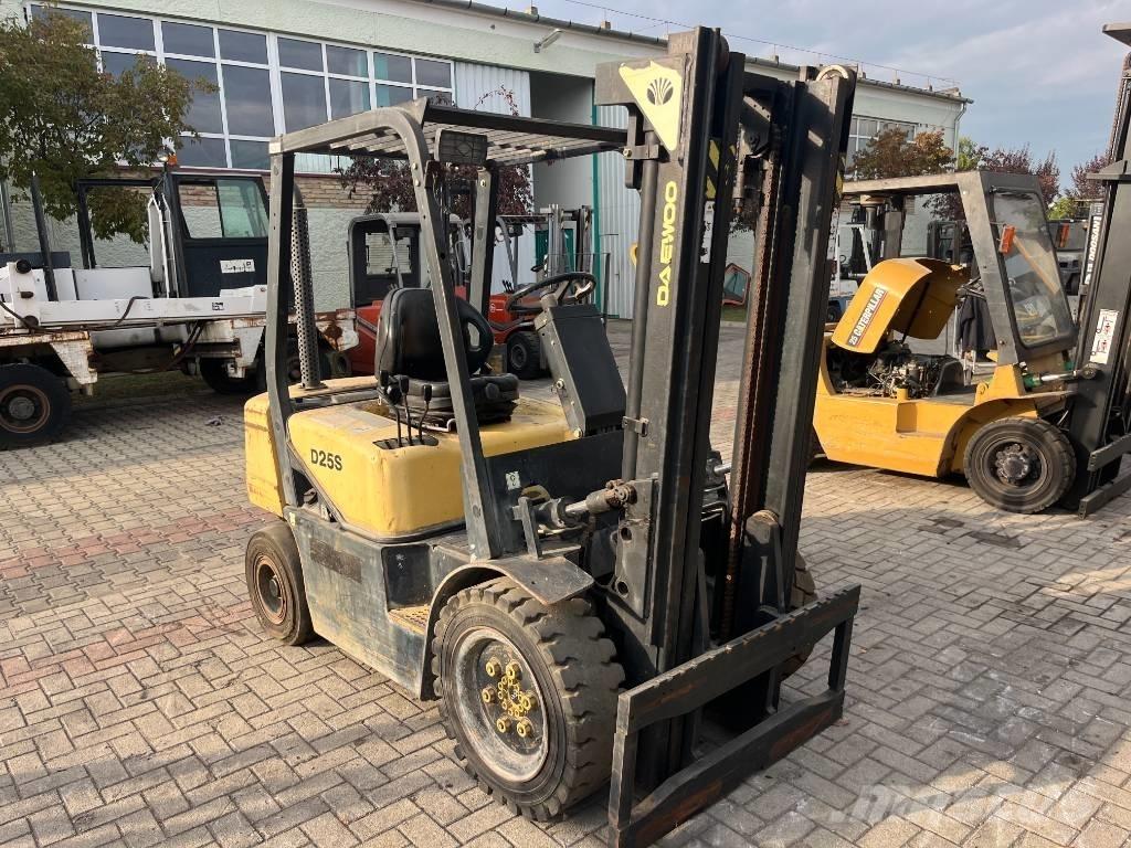 Daewoo D25S3 V-2311 ディーゼル・軽油