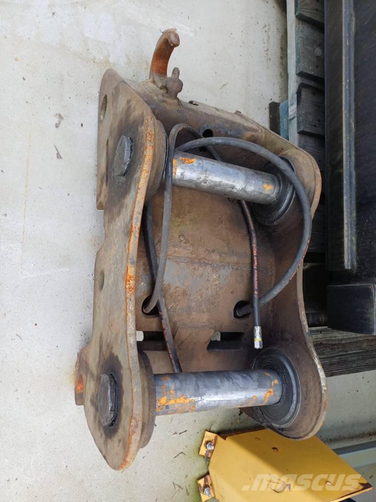 Volvo EW 160 B ホイール式油圧ショベル（パワーショベル・ユンボ・バックホー）