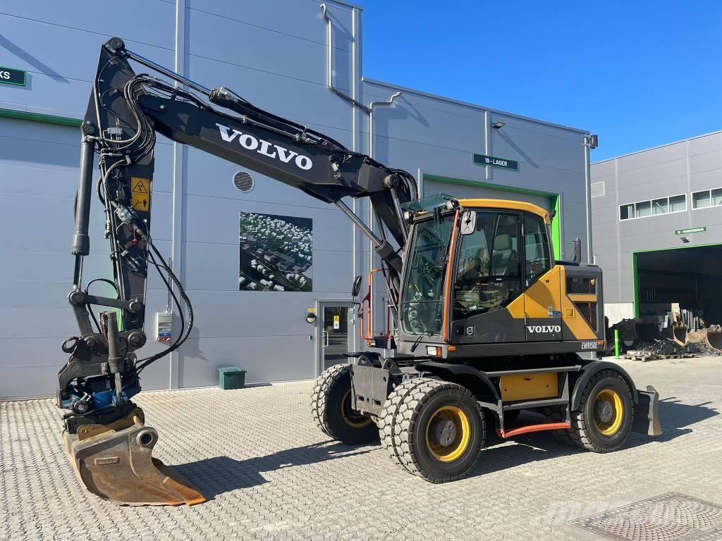Volvo EWR 150 E ホイール式油圧ショベル（パワーショベル・ユンボ・バックホー）