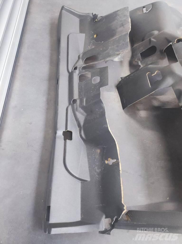 Renault Floor Mat キャビン及び内装