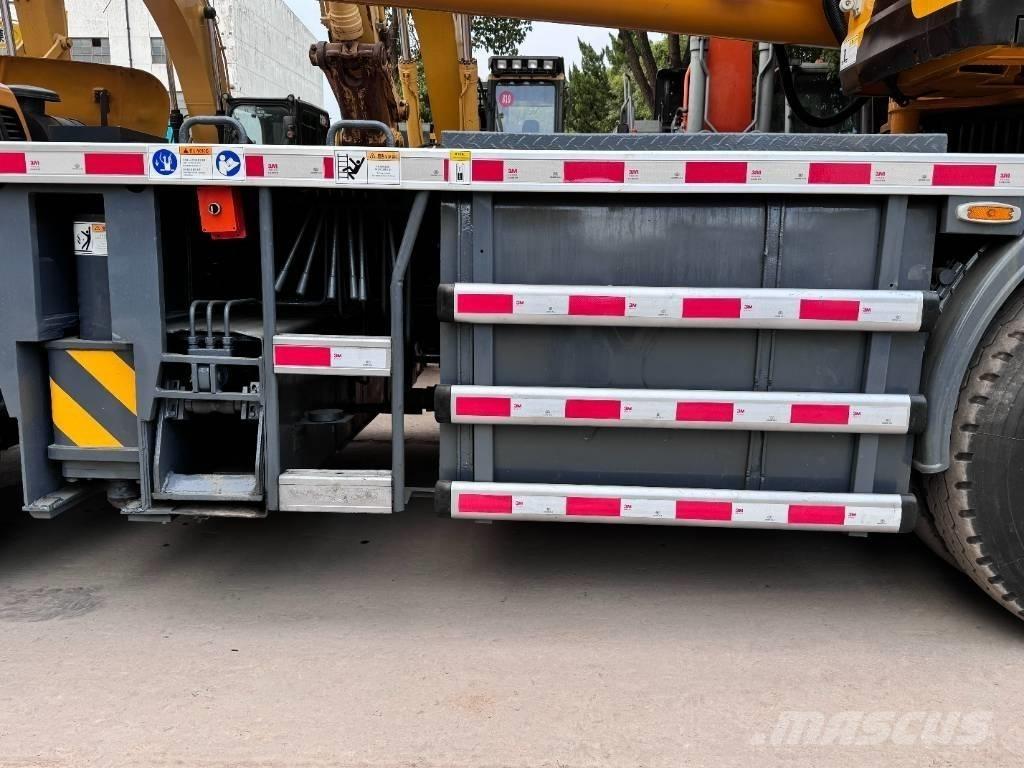 XCMG QY55KC ラフテレーンクレーン