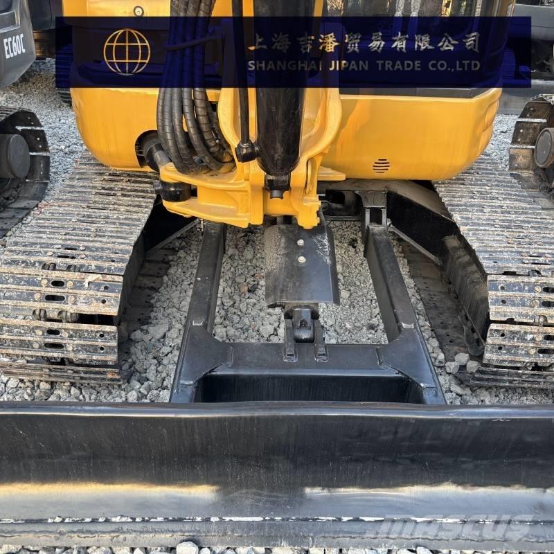 CAT 304 ミニ油圧ショベル 7t以下（ミニユンボ・ミニディガー）