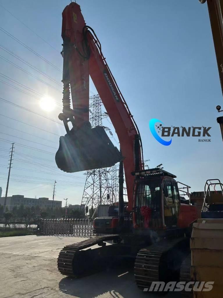 Doosan DX 340 大型油圧ショベル12t以上（パワーショベル・ユンボ）