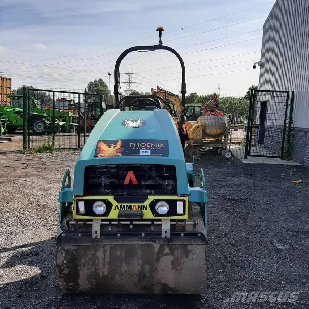 Ammann ARX 26-2 タンデムローラ