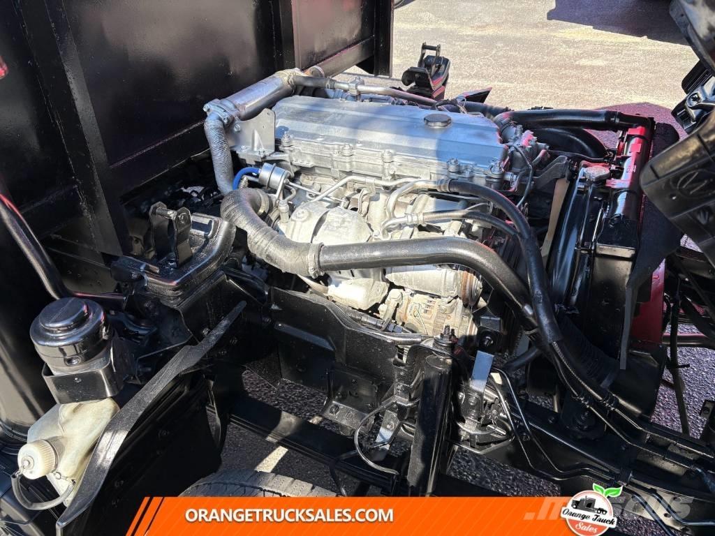 Isuzu NPR 平ボディー