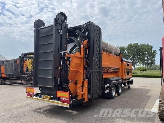Doppstadt SM 620.2 自走式スクリーン